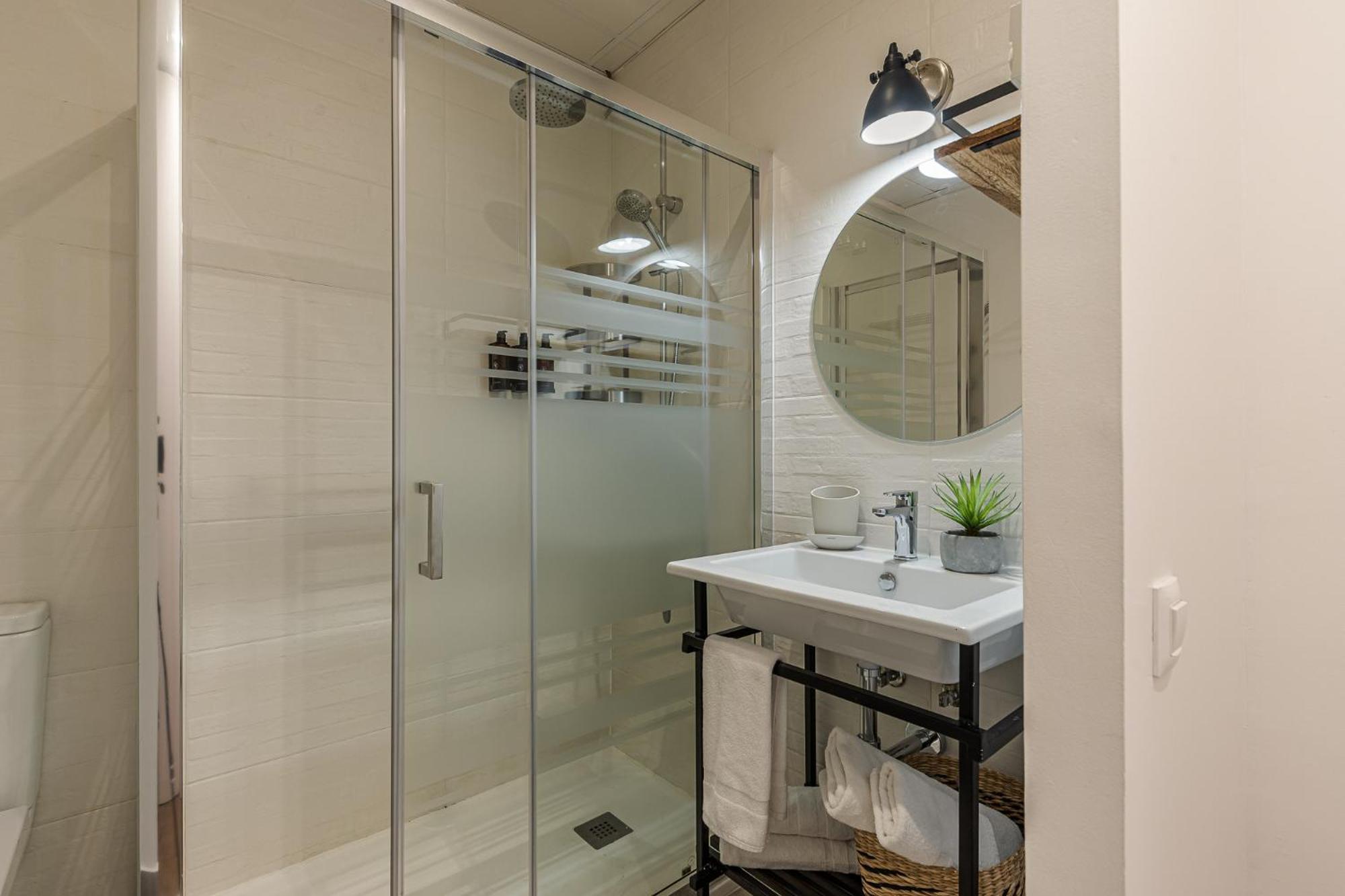 Waou Puerta Del Sol V - Alquiler Corta Duracion Apartment Madrid Exterior photo